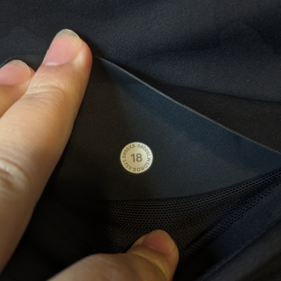 Lululemon Base Pace High Rise Running Tight 25" Heritage 365 Camo Deep Coal - Picture 6 of 7